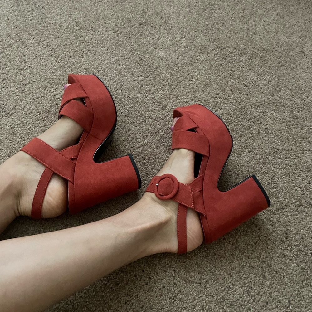 Women's Suede Platform Heels